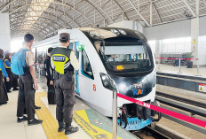 Hormati yang Berpuasa, Penumpang LRT Sumsel Diizinkan Bawa Snack dan Minuman untuk Berbuka