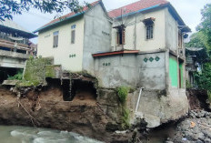 Sungai Meluap di Empat Lawang, Dapur Rumah Warga Amblas Diterjang Air Bah