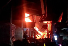Kebakaran Hebat di Seberang Ulu, 4 Rumah di Gang Famili Setia Jadi Korban si Jago Merah