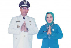 Bangun Gedung Serbaguna di Setiap Dusun, Bagikan 1400 Bibit Alpukat