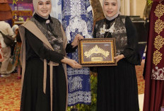 Harmoni Alam dan Budaya Banyuasin Hadir dalam Koleksi Batik Etnik Kasual Lembayung Ethnic