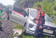  Mobil Terseret Kereta 20 meter, Insiden Maut di Pelintasan KA Tanpa Palang Pintu Peninjauan OKU