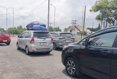 H+4 Lebaran, Arus Balik di Exit Tol Celikah Ramai, Pengendara Diimbau Waspada