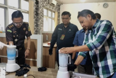 Pemusnahan Narkob Berupa Sabu 300 Gram Dicampur Prostex dan Dibuang ke Kloset Toilet