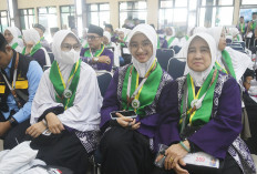 Jadi Mahram Ibu ke Tanah Suci, Sayyidah JCH Termuda Kloter 4, Ternyata Ini Sosoknya 