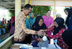 Pelaksanaan Intervensi Serentak Pencegahan Stunting Di Prabumulih: PJ Wako Sambangi Posyandu