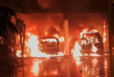 Garasi Klinik Terbakar, Hanguskan 2 Mobil dan Tiga Motor