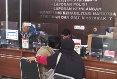 Karsono Kehilangan Rp10 Juta Akibat Penipuan Lewat WhatsApp