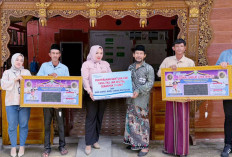 BSB Cabang Martapura Salurkan 10 Jam Dinding Digital Jadwal Salat ke Masjid di OKU Timur
