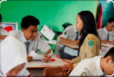 Kebijakan Tunjangan Guru 2026: Skema Baru, Nominal Naik, dan Implikasinya bagi Dunia Pendidikan