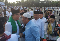 Pj Bupati Lahat dan Mantan Bupati Bersatu dalam Sholat Idul Adha, Meneguhkan Persatuan dan Kesatuan