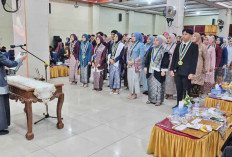 376 Mahasiswa FKIP Universitas PGRI Palembang Resmi Dikukuhkan dalam Yudisium ke-159