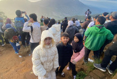 Jelajah Negeri di Atas Awan: 7 Destinasi Spektakuler yang Hanya Ada di Dieng