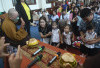 Luar Biasa! Antusiasme Tinggi Warnai Ritual Anak oleh Wanita Budhis Indonesia