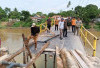 Jembatan Penghubung Desa Lubuk Rukam dan Muara Kumbang Terputus, Wakil Bupati Intruksikan Perbaikan Segera