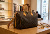 Tas Louis Vuitton Makin Diminati Berkat Desain Ikonik dan Berkelas