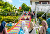 Rainbow Slide Jadi Primadona, Pengunjung Serbu Lestari Swimming Pool saat Libur Sekolah