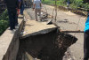 Alhamdulillah, Pemkab Lahat Mulai Memperbaiki Jalan dan Jembatan yang Rusak di Kikim Timur dan Merapi Selatan