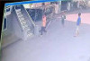 Kotak Amal Masjid Digondol Maling, Pelaku Diduga 3 Bocil, Aksi Terekam CCTV 