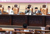 Paripurna XXXIII dengan Agenda Penyampaian Laporan Hasil Pembahasan dan Penelitian Lima Pansus