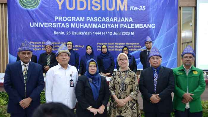 77 Mahasiswa Pascasarjana UM Palembang Diyudisium