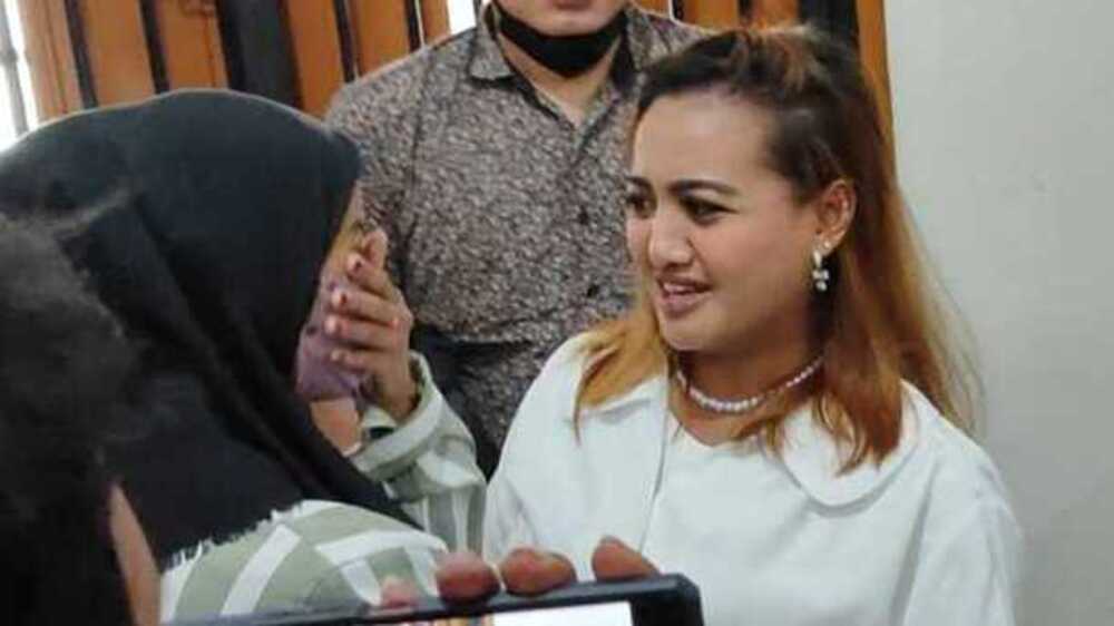 Divonis 2 Tahun karena Konten Makan Babi dengan Bismillah, Lina Mukherjee Pasrah