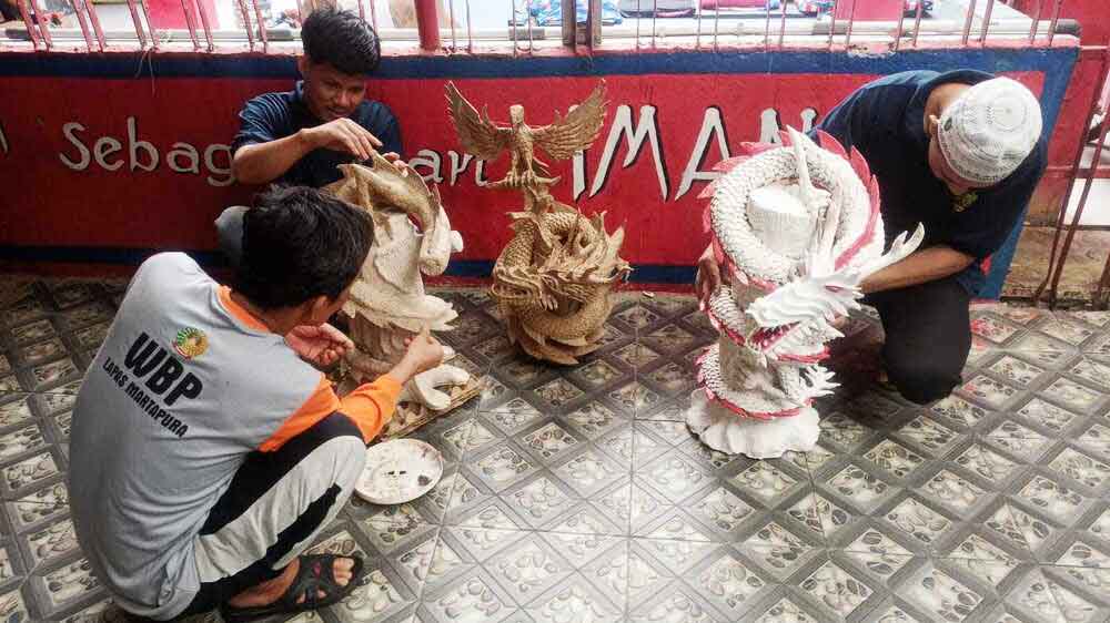 Mengubah Limbah Menjadi Karya Seni, Kerajinan WBP Lapas Martapura Tembus Pasar Nasional