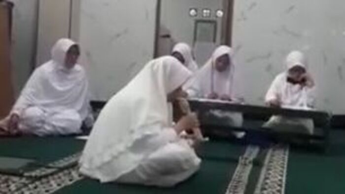 Detik-Detik Jemaah Majelis Taklim Meninggal saat Hafalan di Masjid