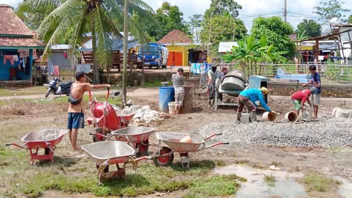 Perbaiki Infrastruktur Desa Secara Bertahap