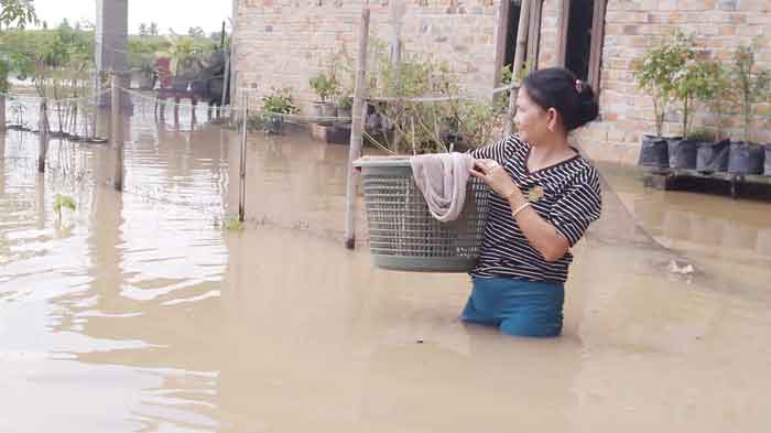 Panik, Banjir Malam Jelang Lebaran
