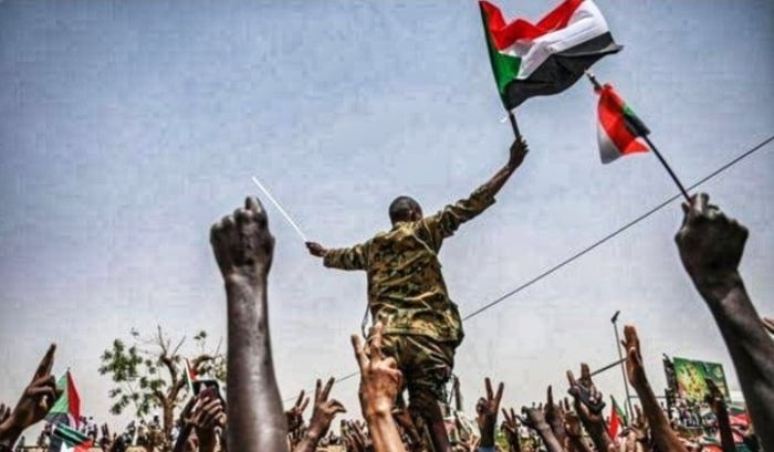 Sudan Kian Mencekam, Ramai-Ramai Evakuasi Penduduk