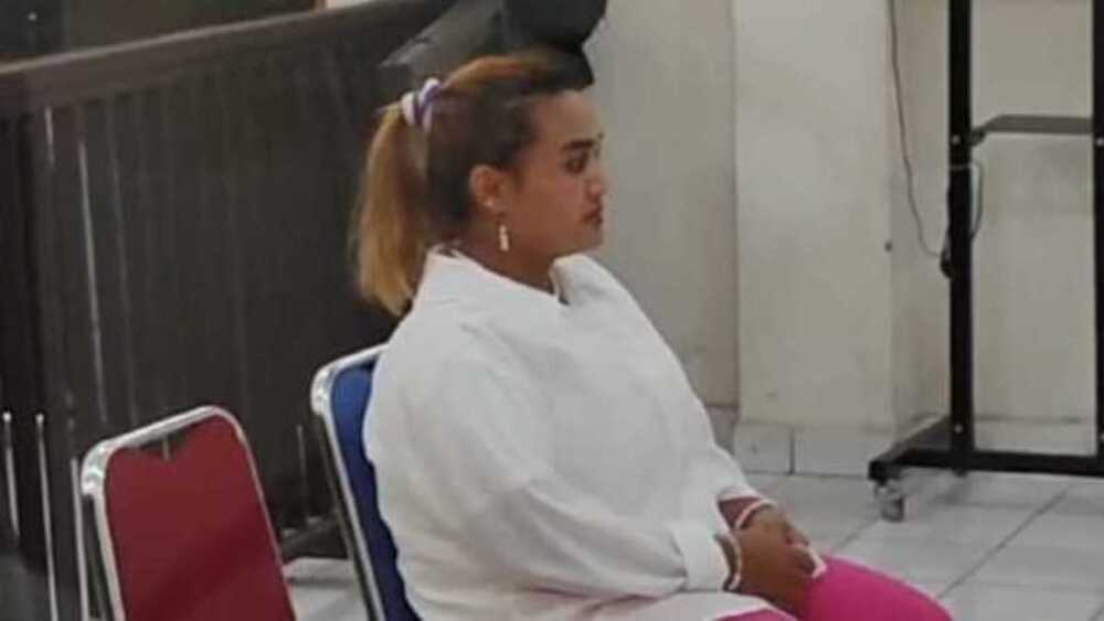 Sidang Kasus UU ITE, Lina Mukherjee Pasrah Hadapi Tuntutan Hukuman 2 Tahun Penjara